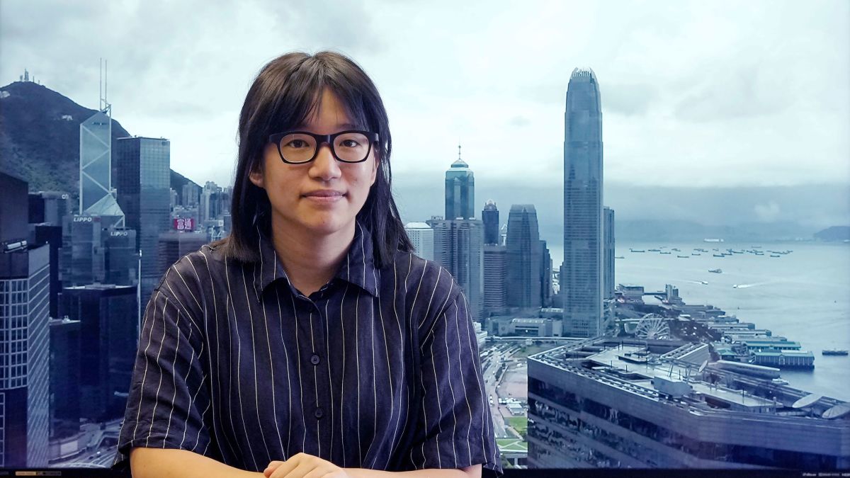 Verdikken Bovenstaande karakter Hong Kong activist Chow Hang-tung sentenced to 15 months in prison over  unauthorized Tiananmen Square vigil - CNN