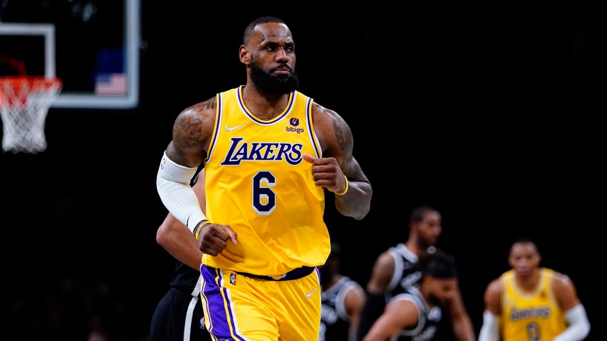 2022 NBA All-Star starters announced, with LeBron James chosen for