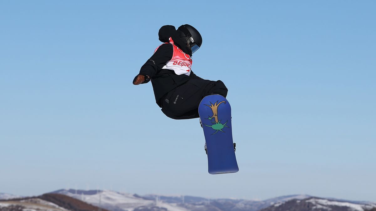 Zoi Sadowski-Synnott Kiwi is taking snowboarding to the next level as 20-year-old wins gold CNN