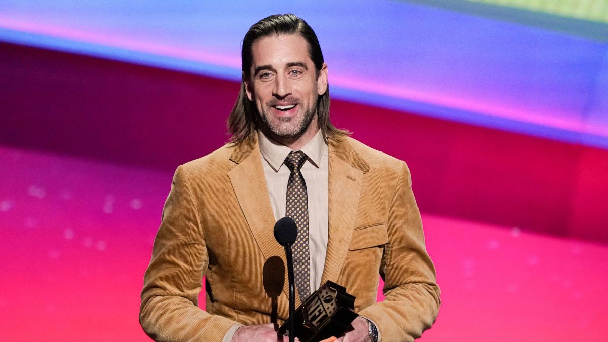 Aaron Rodgers is named NFL's Most Valuable Player for the 2nd year in a row