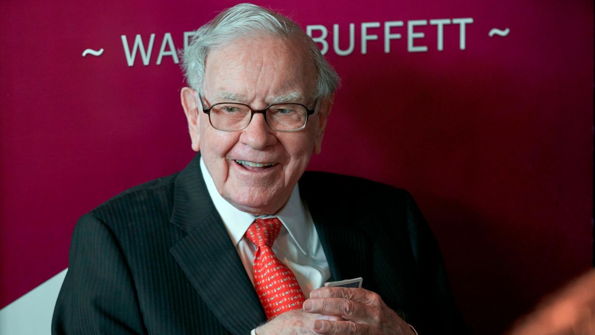 Buffett's Berkshire bought Activision Blizzard stake just before Microsoft  deal - CNN