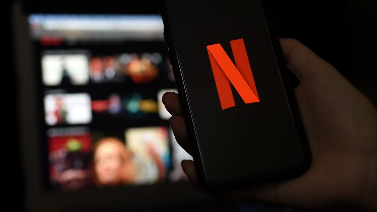 Comienza la era de Netflix con publicidad, esto costará su nuevo plan de  suscripción - CNN Video
