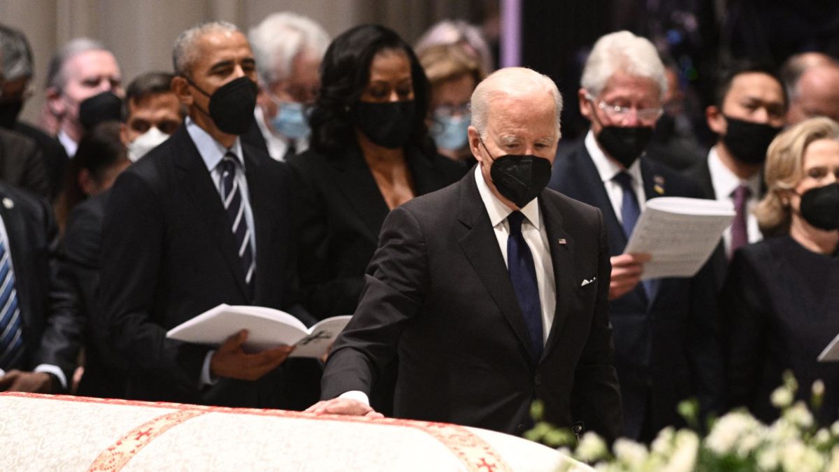 Biden eulogizes Madeleine Albright: 'She turned the tide of history