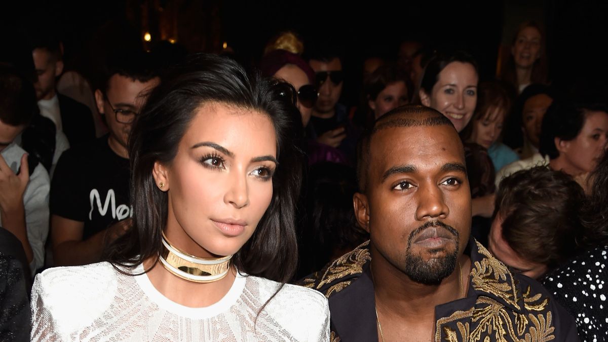 Kim Kardashian cries as Kanye West retrieves rest of sex tape photo