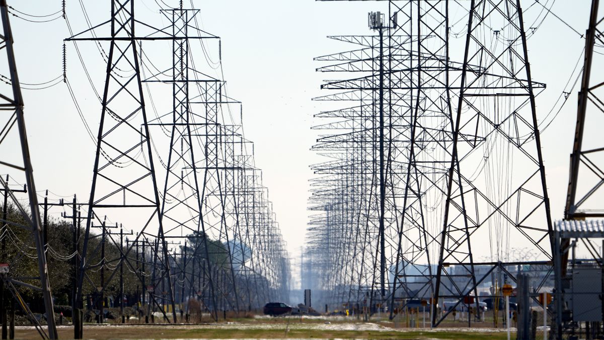 Texas heat wave: Temperatures knock 6 power plants offline - CNN