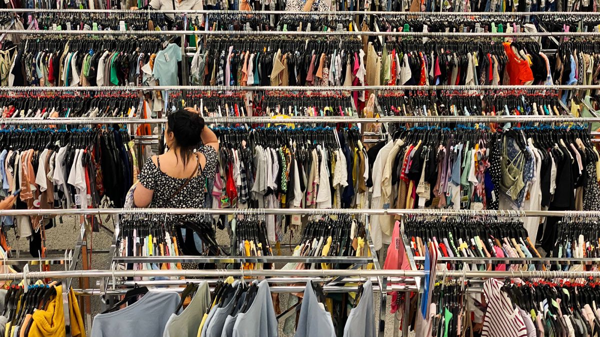 You Can't Shop With Us: How U.S.-Based Value and Midmarket Online Clothing  Retailers Position Their Plus-size Female Clothing Section - UF College of  Journalism and Communications