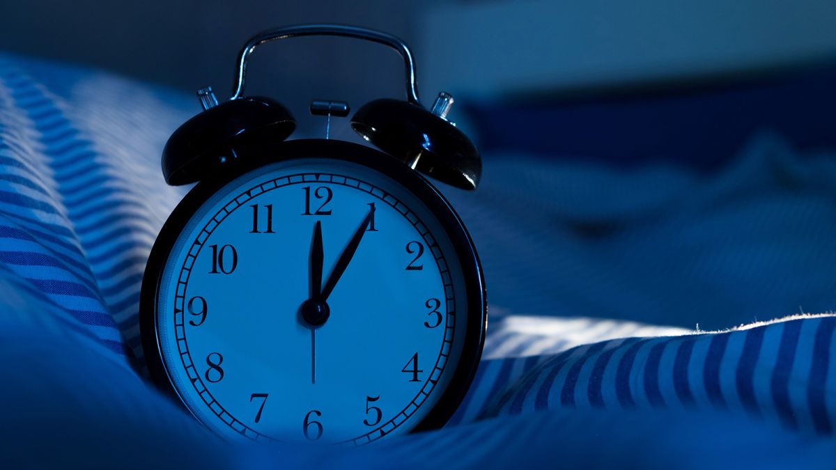 What happens if you wake up before your alarm? | CNN