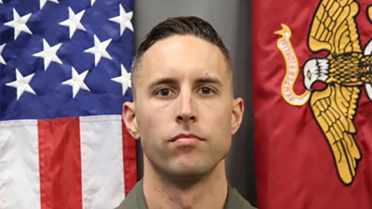 Capt. John Sax, son of former Dodgers player Steve Sax, is among the  Marines killed in California aircraft crash