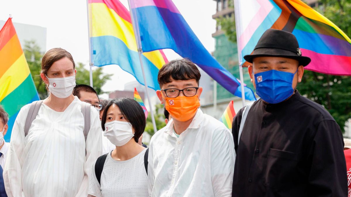 Japanese court upholds ban on same-sex marriage photo