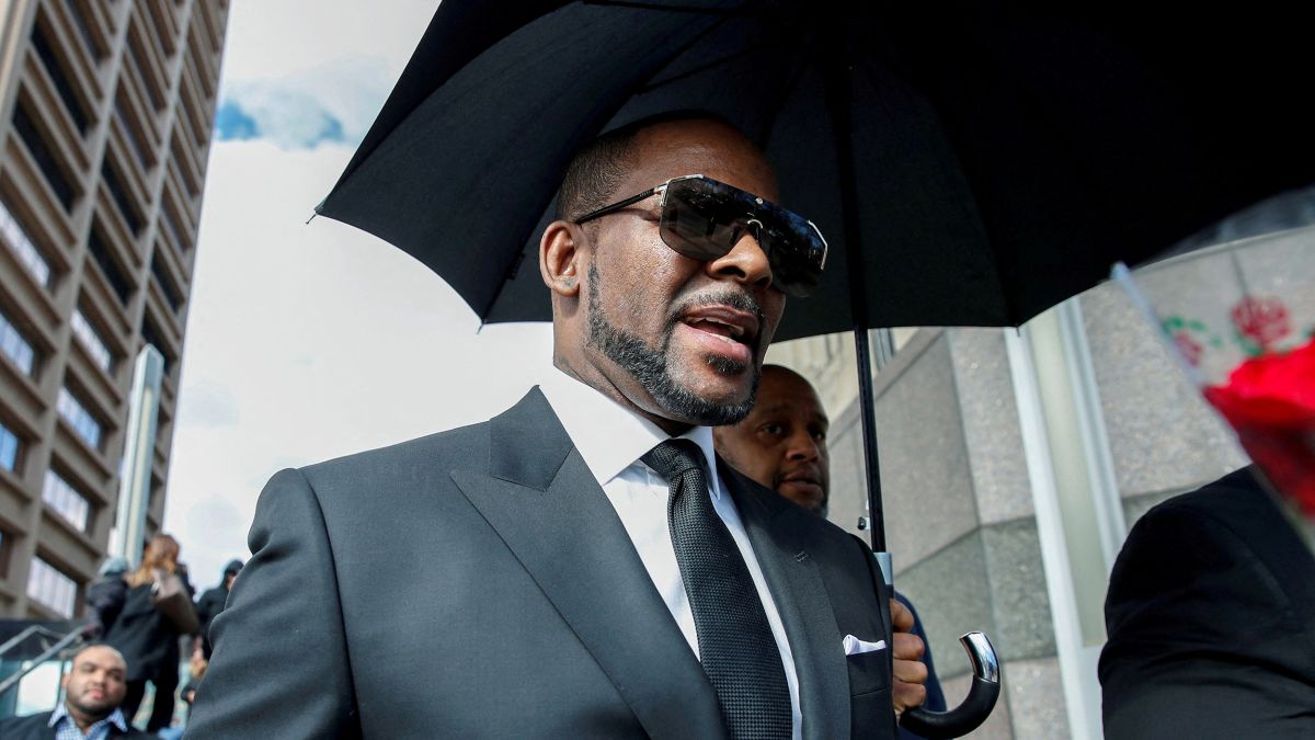 R. Kelly sentenced to 30 years in prison for federal racketeering and sex  trafficking charges | CNN