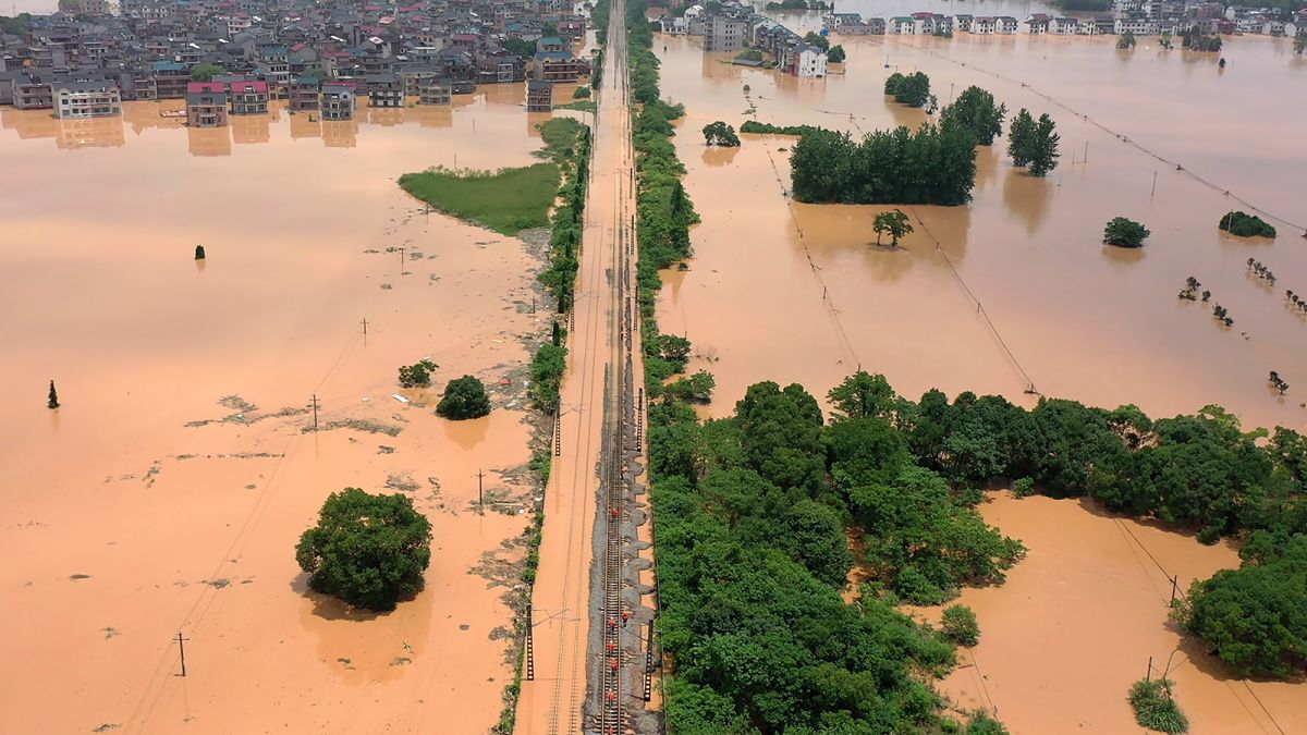 China's summer of extreme heat and rainfall highlights threats of climate  change - CNN