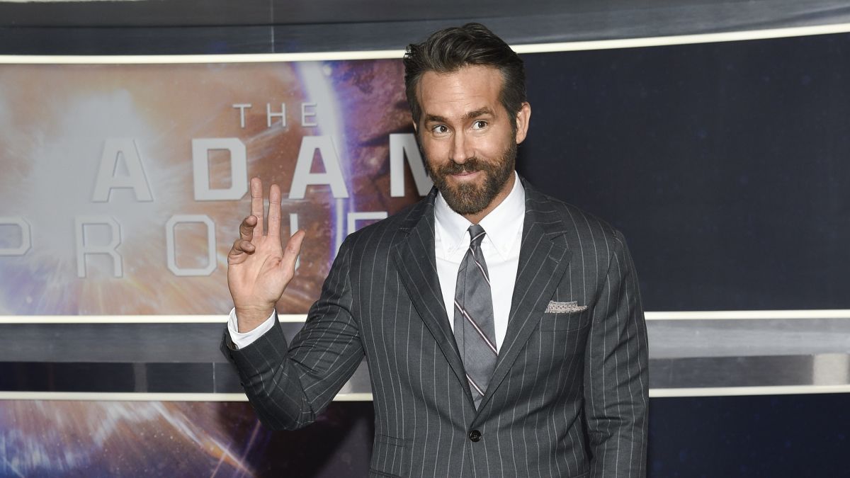 Ryan Reynolds Set to Star in and Produce a Big Action Comedy That's in a  Major Bidding War in Hollywood — GeekTyrant