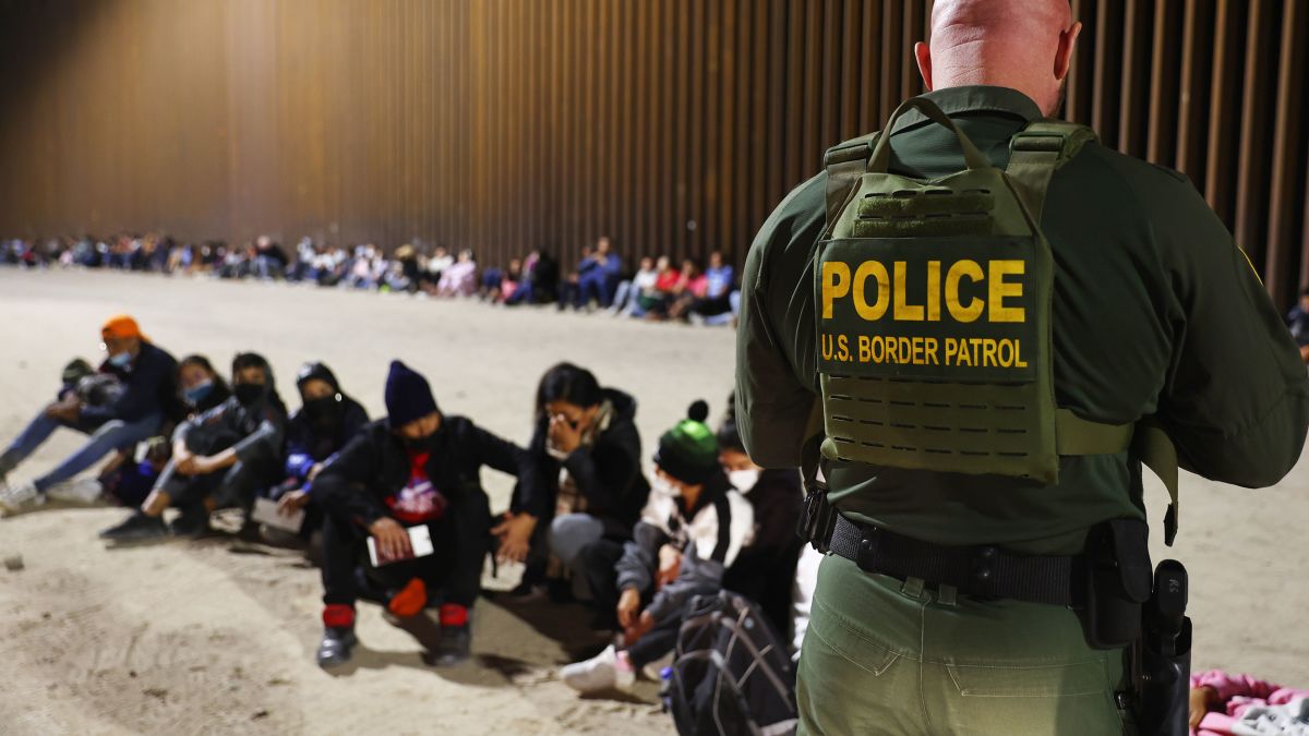 Border Patrol Agents Are Trashing Sikh Asylum-Seekers' Turbans