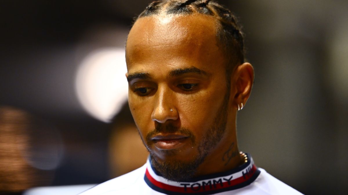 Lewis Hamilton Cleared To Wear Nose Ring After Medical Exemption