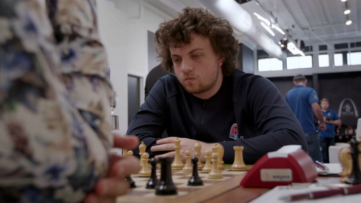 chess24.com on X: Hans Niemann: A year ago I was a Harvard reject and rated 2520 #ChessChamps #CharityCup / X