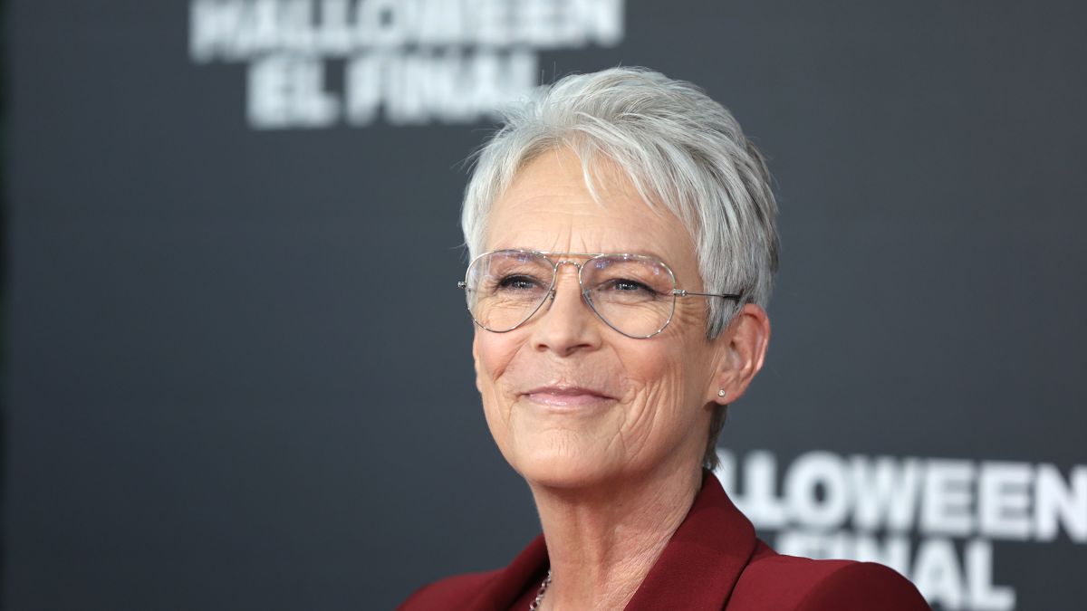 Jamie Lee Curtis has aging advice: 'Don't mess with your face' | CNN
