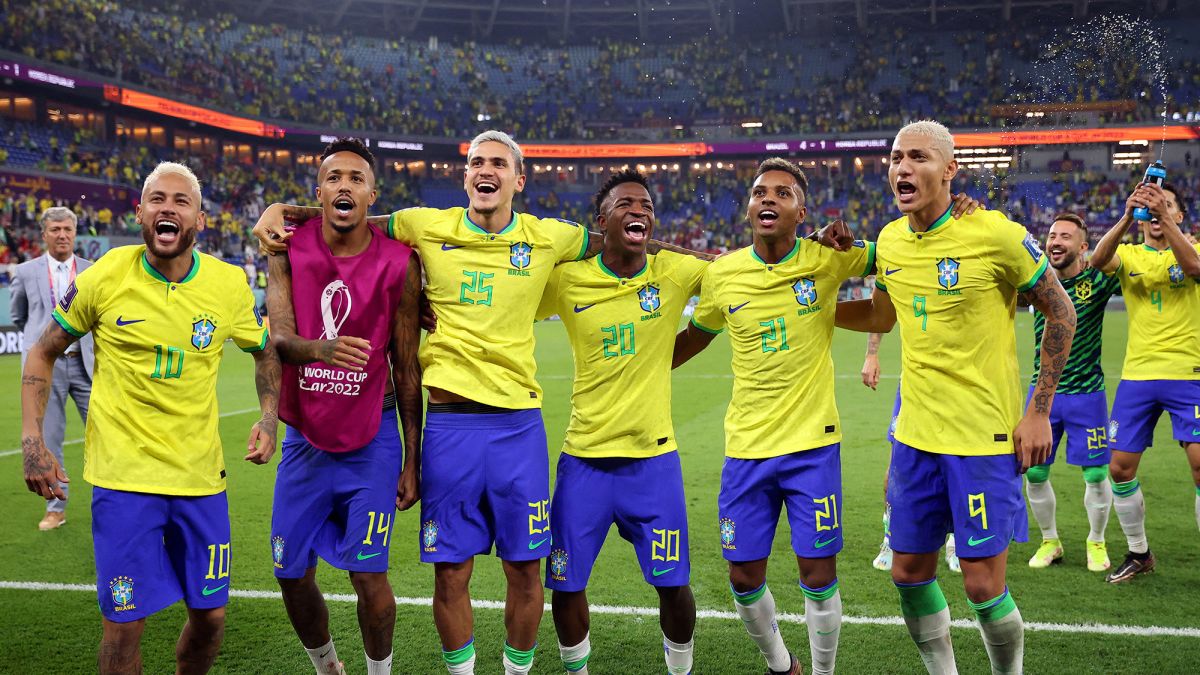 World Cup gives Brazil fans chance to reclaim yellow jersey from far right, World Cup 2022