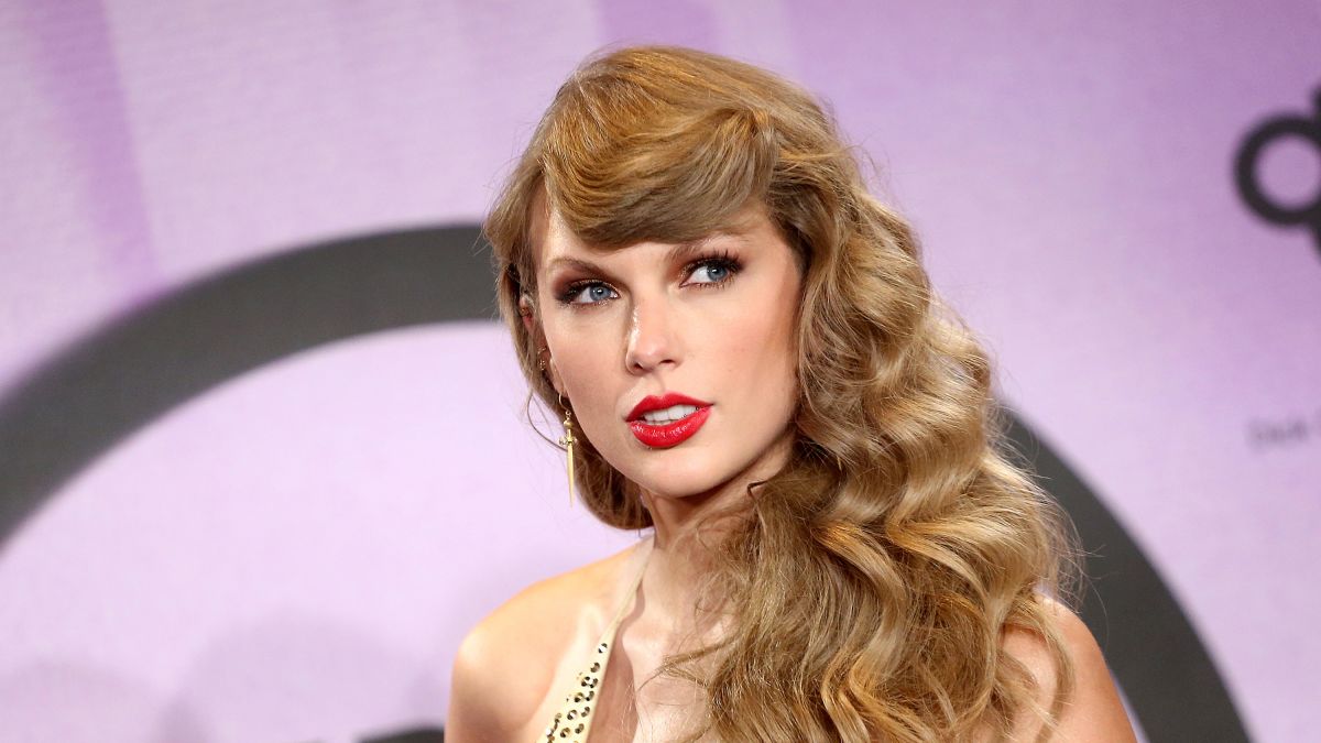 Taylor Swift Net Worth, Age, Height, Parents, More