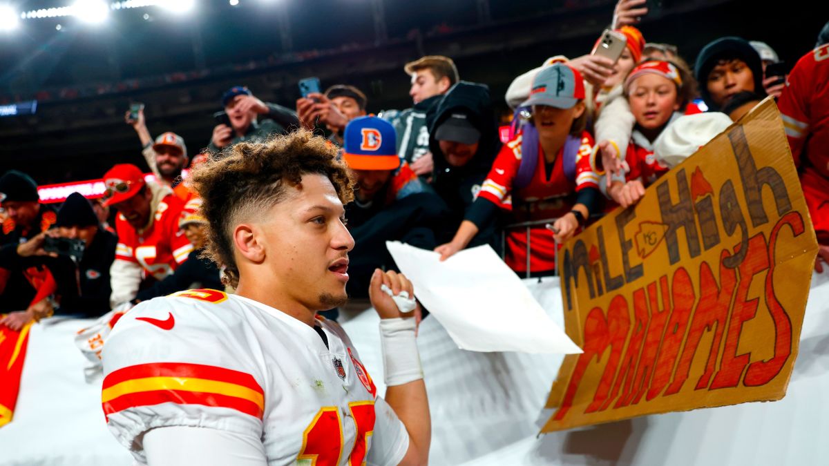 Kansas City Chiefs defensive end George Karlaftis counts on his fingers  after sacking Cincinnati Bengals quarterback Joe Burrow during the first  half of the NFL AFC Championship playoff football game, Sunday, Jan.