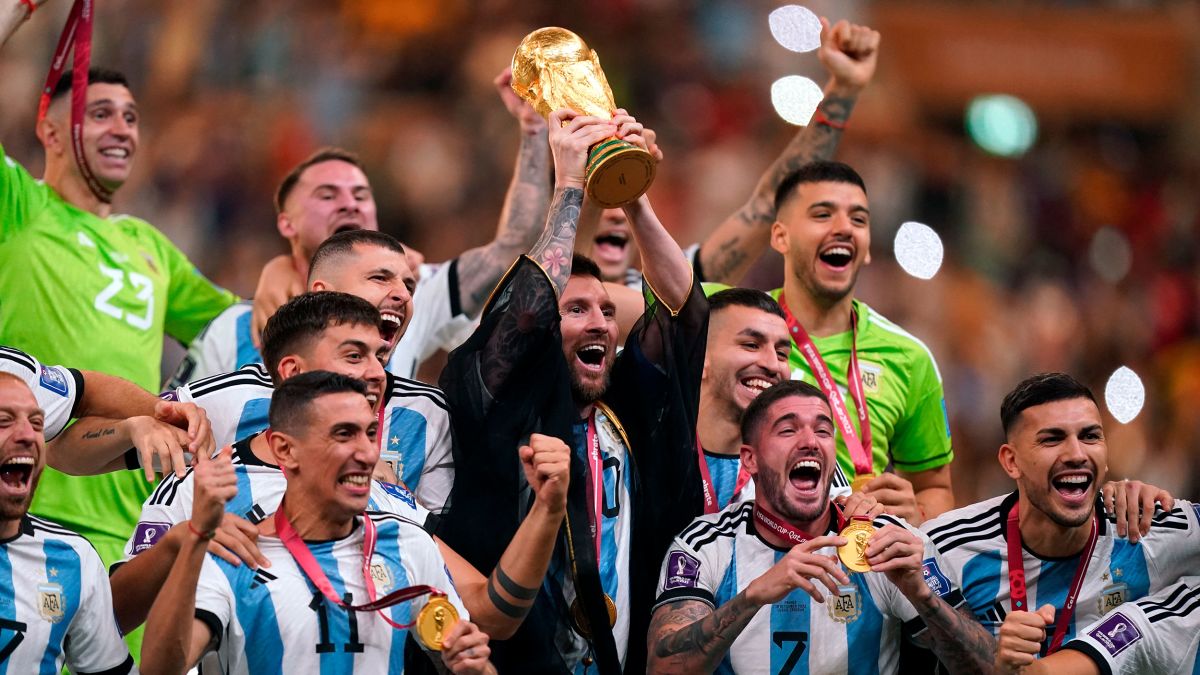 Reaction to Lionel Messi wearing a bisht while lifting the World Cup trophy  shows cultural fault lines of Qatar 2022