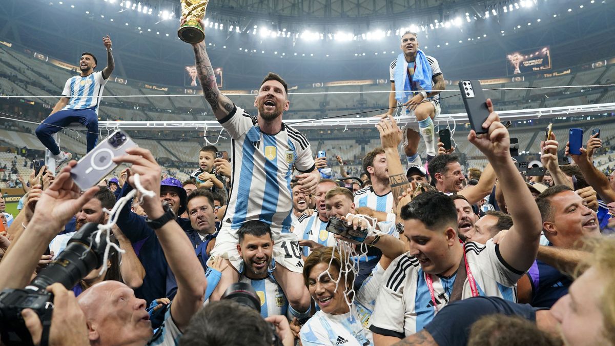 Final Penalty Kick Clinches 2022 World Cup for Argentina (Video