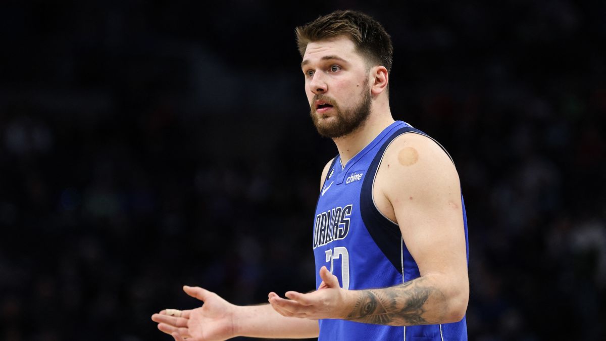 Mavericks' shooting woes, criticisms of Luka Doncic continue after