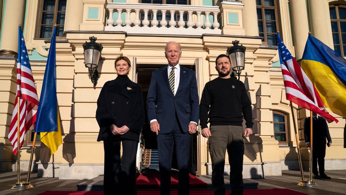 https%3A%2F%2Fcdn.cnn.com%2Fcnnnext%2Fdam%2Fassets%2F230220105709-10-biden-ukraine-022023.jpg
