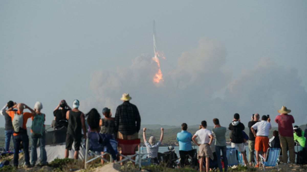 SpaceX's Starship rocket lifts off for inaugural test flight, but explodes  midair 