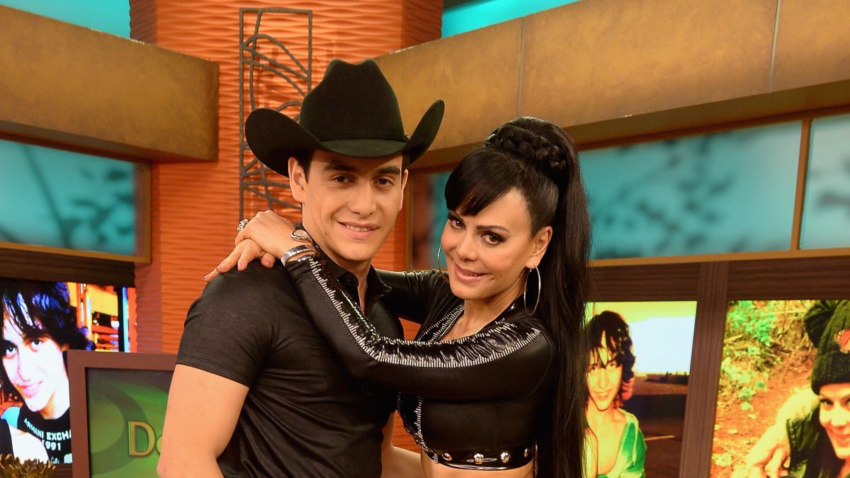 Maribel Guardia encuentra esperanza tras la muerte de su hijo Julián  Figueroa - CNN Video