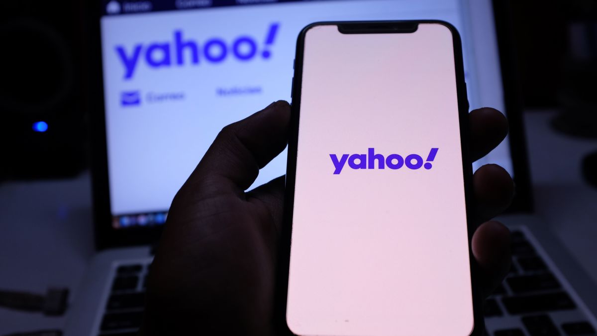 yahoo blockchain break