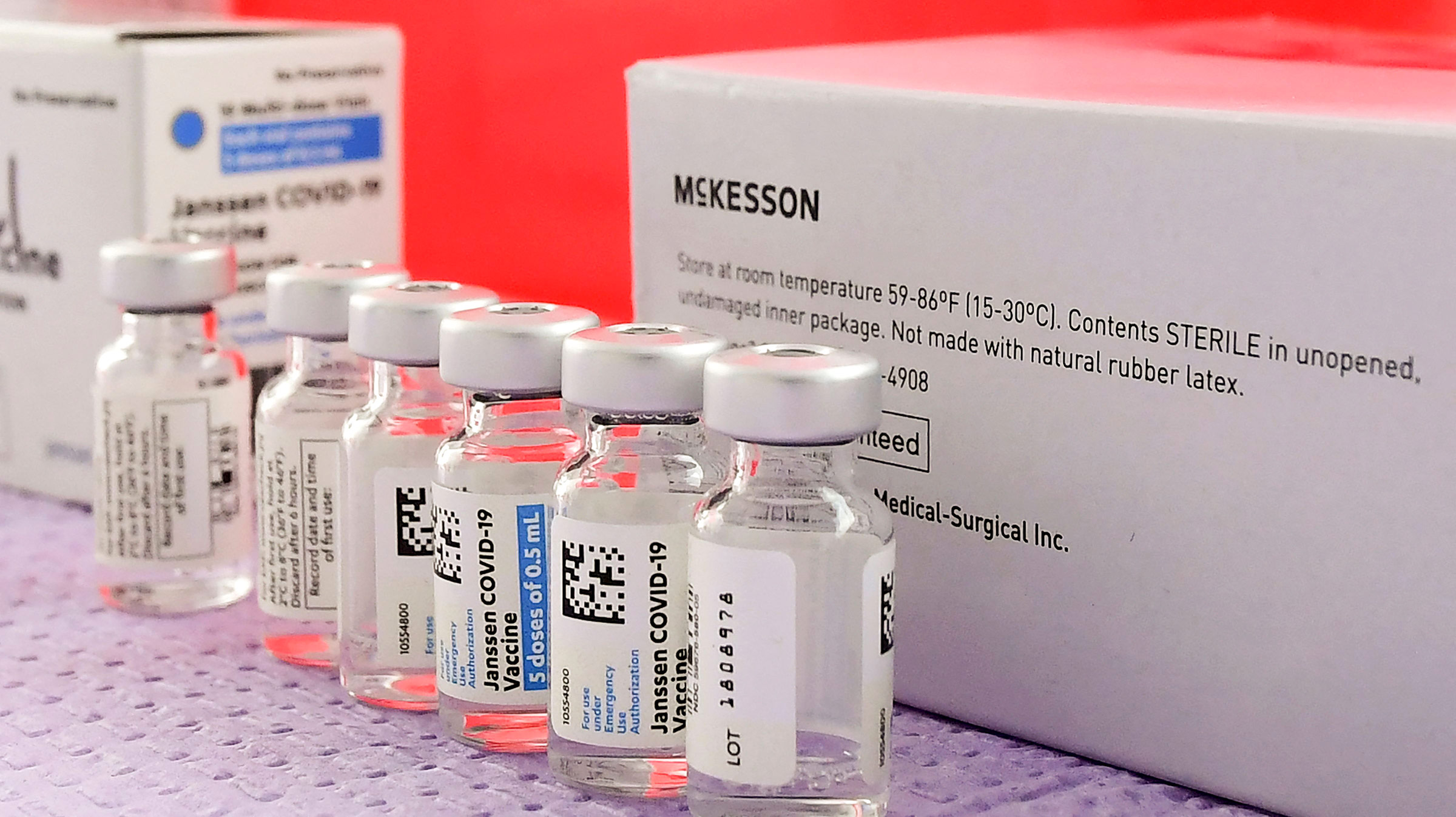 cdc pauses johnson and johnson vaccine