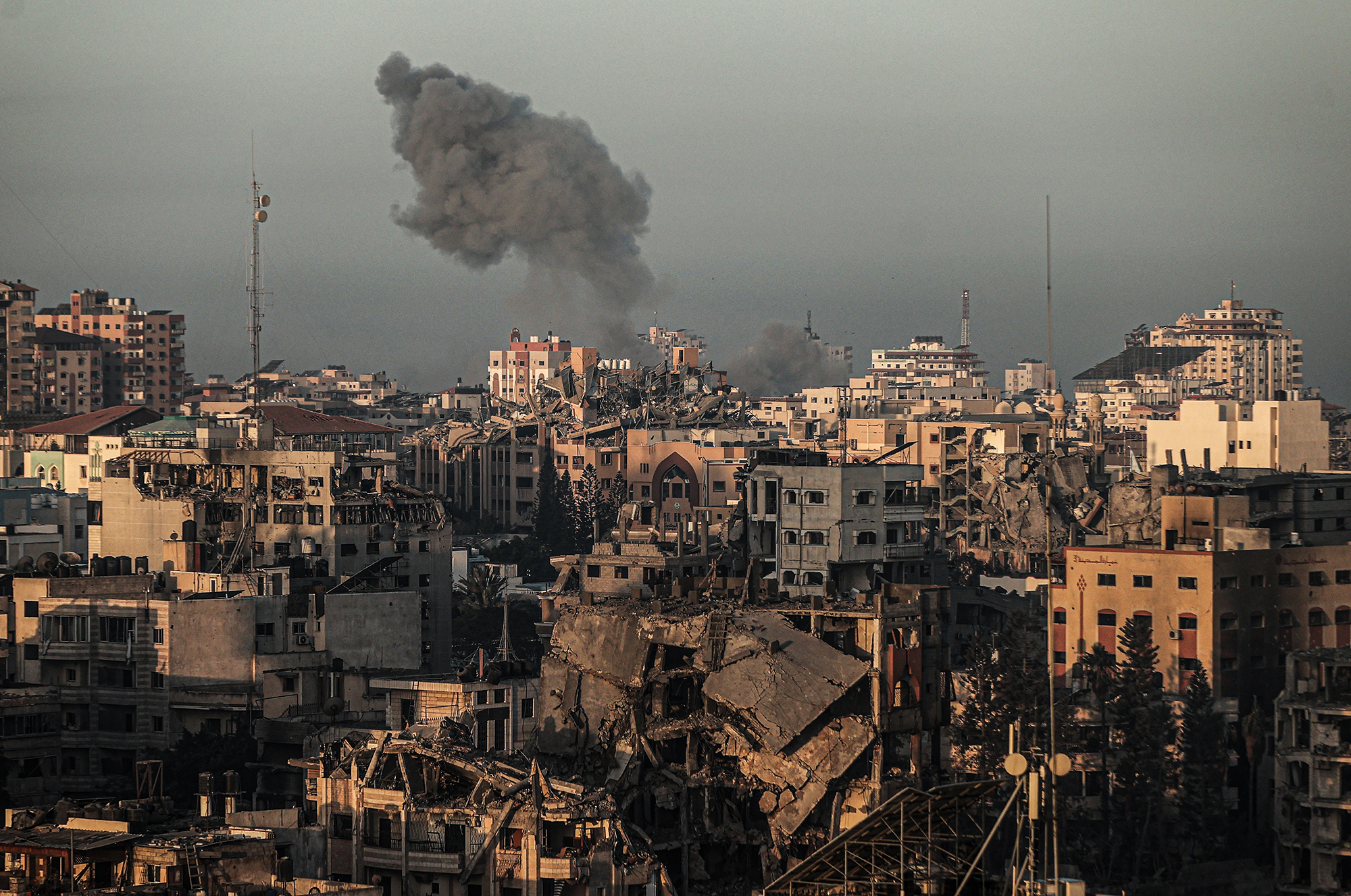 Smoke rises after Israeli airstrikes in Gaza City on November 3. 