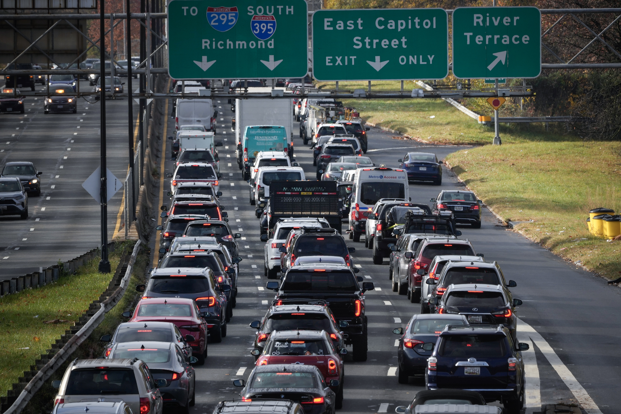 Heavy traffic moves along I-295 on Wednesday morning in Washington, DC.