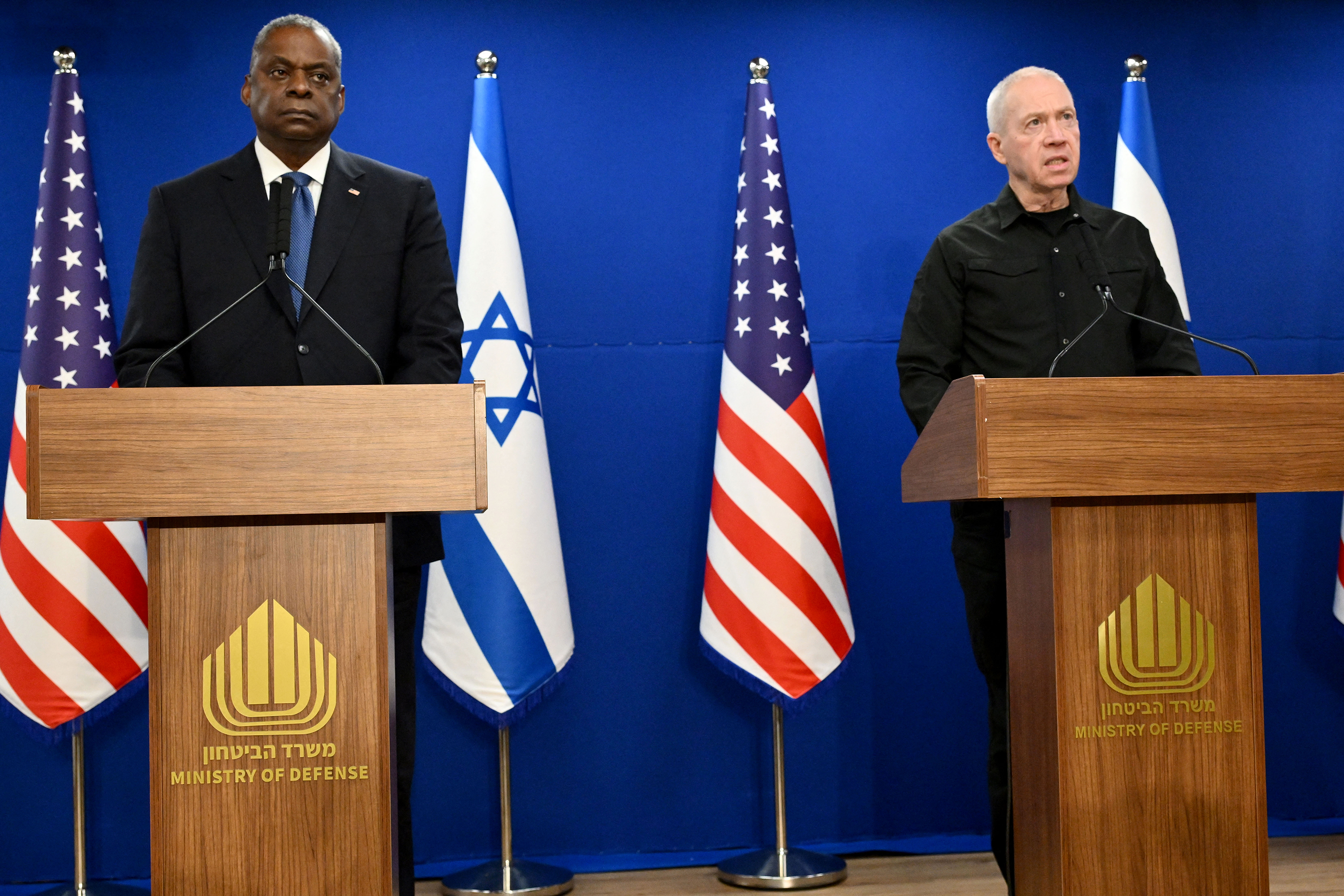 US Defense Secretary Lloyd Austin (L) and Israeli Minister of Defense Yoav Gallant give a joint press conference in Tel Aviv on December 18, 2023.