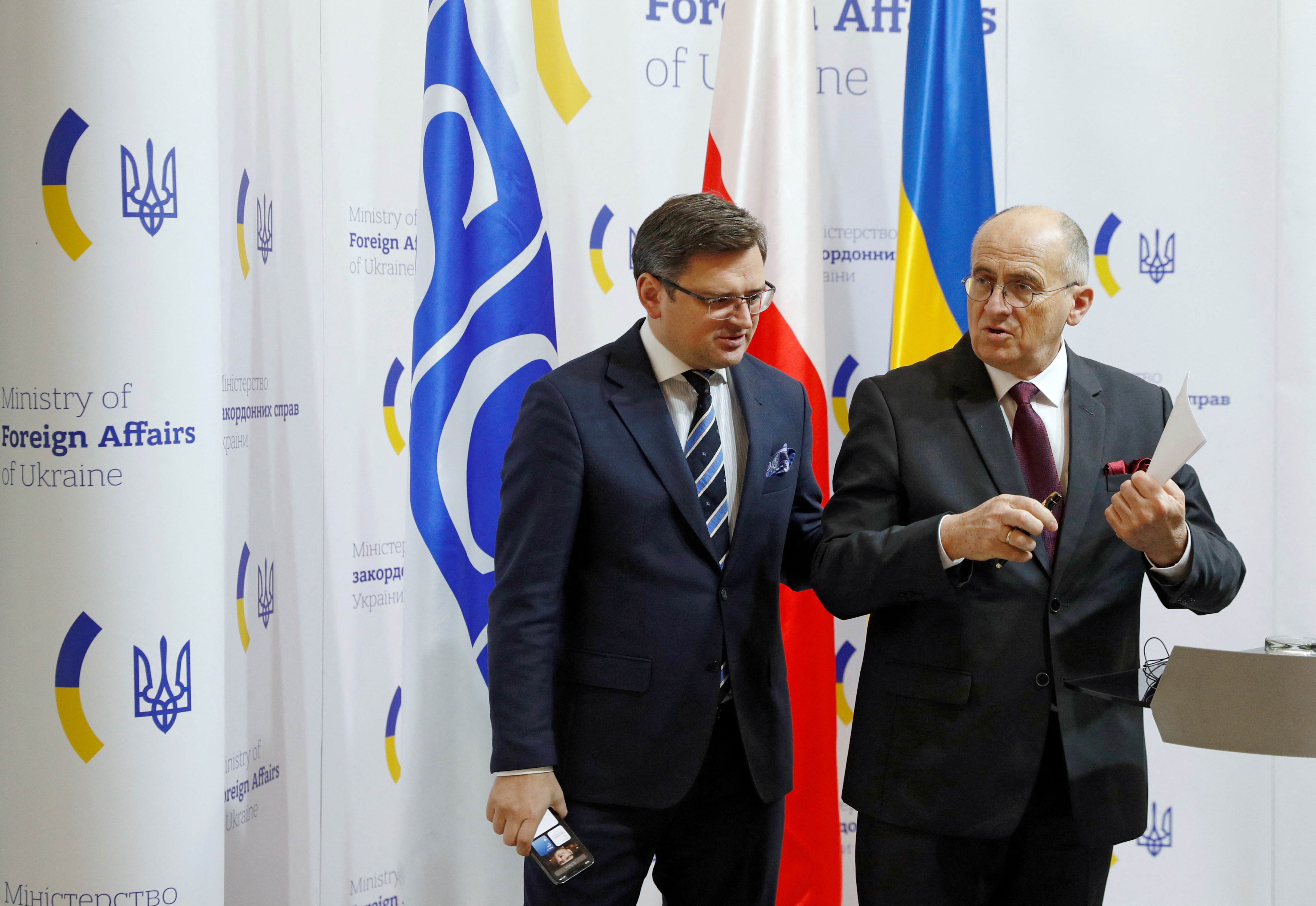 Ukrainian Foreign Minister Dmytro Kuleba, left, and Chairman of OSCE and Polish Foreign Minister Zbigniew Rau in Kyiv, Ukraine, on February 10.