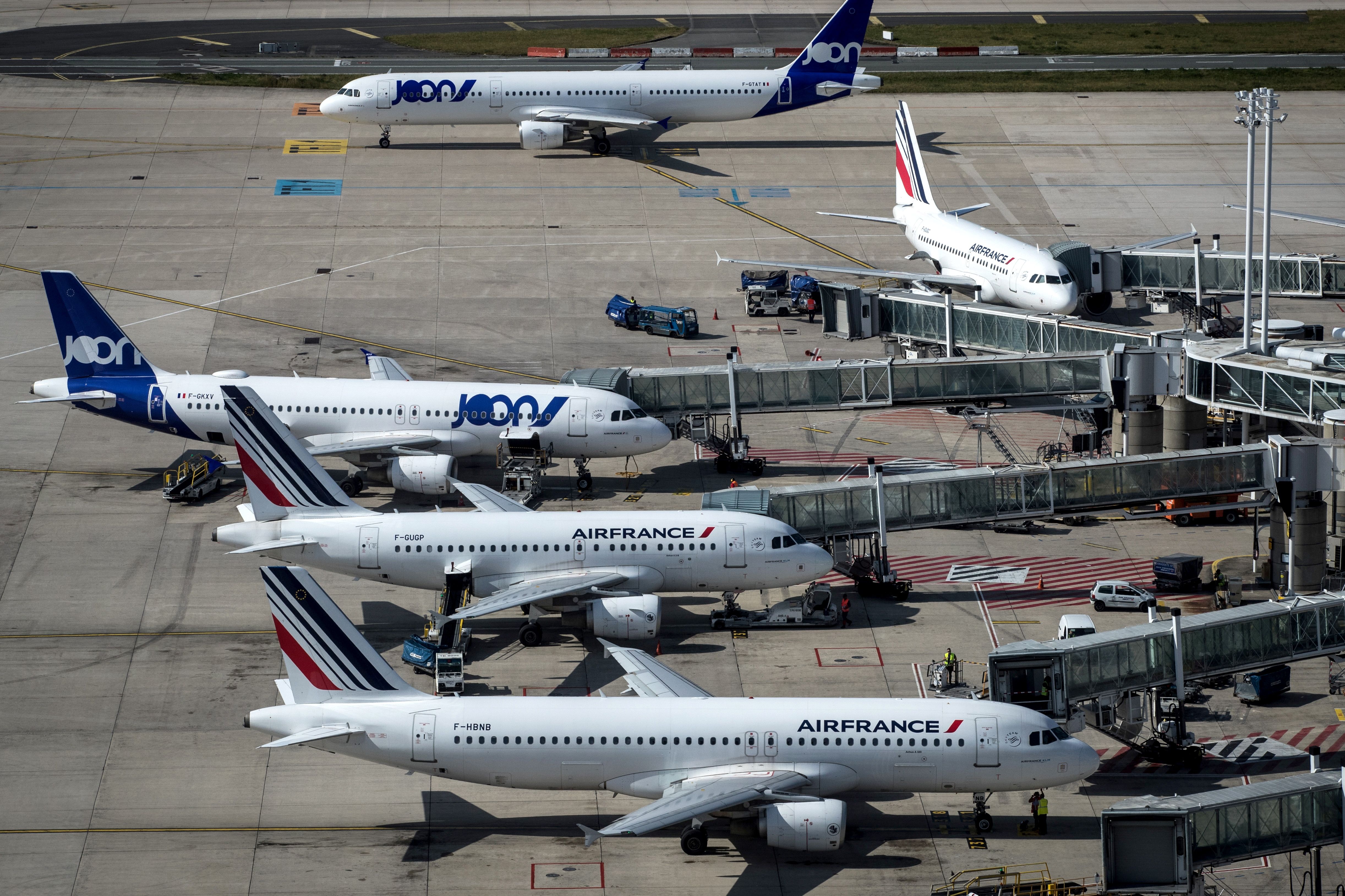 Air France is among the airlines to suspend flights over Iran and Iraq.
