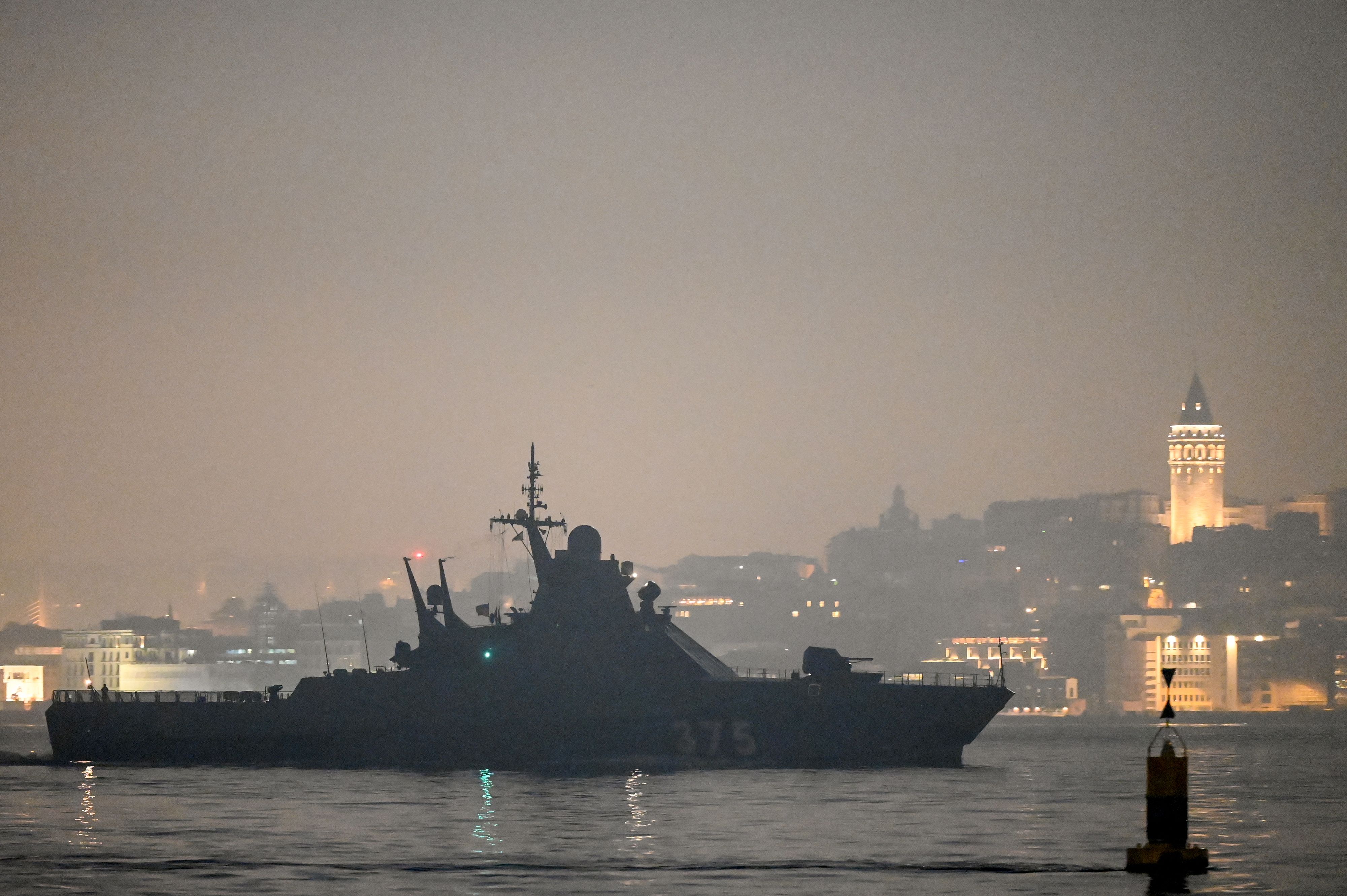 Russian Navy's Project 22160 Patrol Vessel Dmitriy Rogachev 375 sails through the Bosphorus Strait on the way to the Black Sea on February 16.