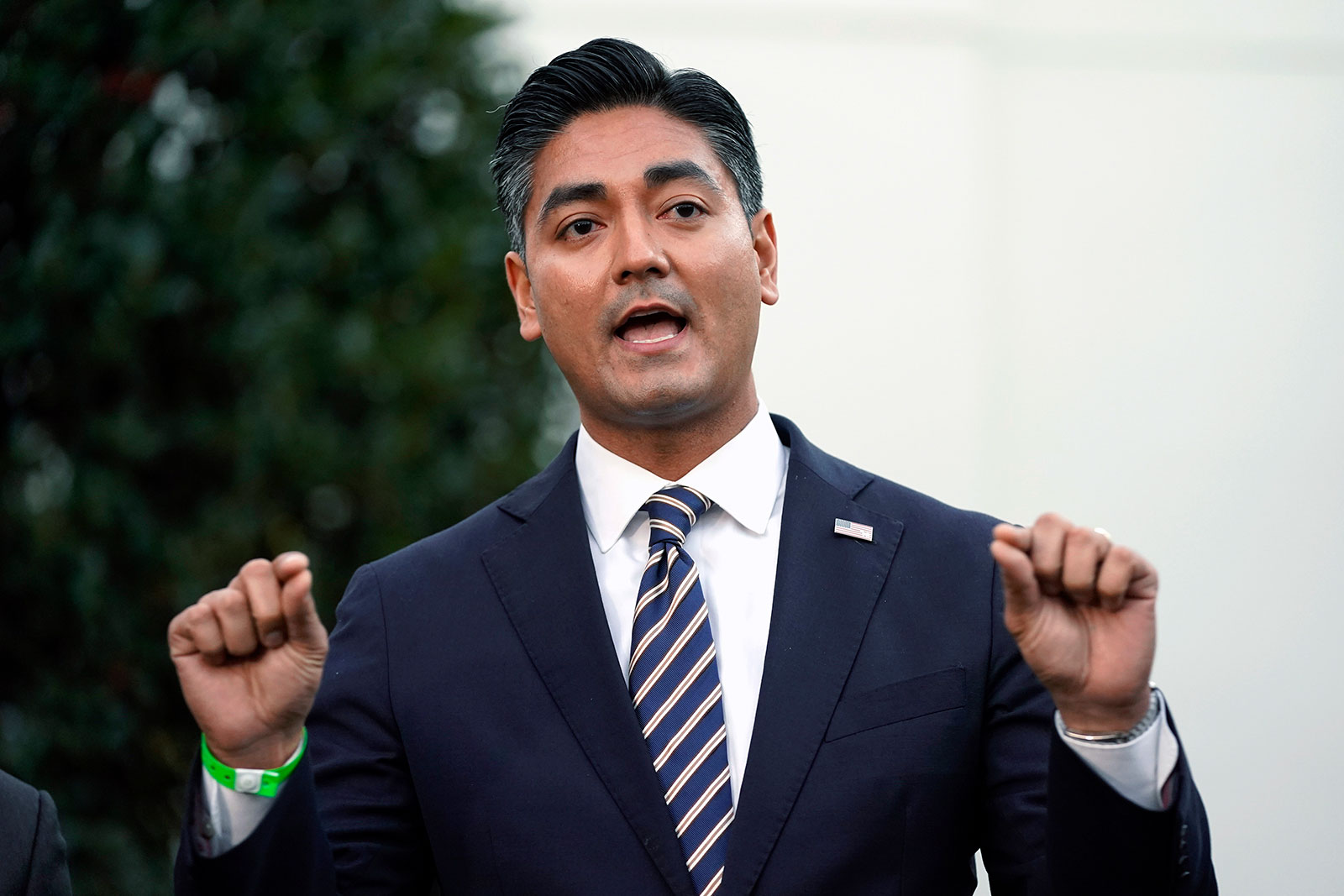 Cincinnati mayor Aftab Pureval speaks with reporters after meetings at the White House in Washington, DC, in 2021.