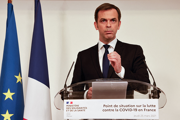 French Health Minister Olivier Veran delivers a press conference on the current French government strategy for the ongoing Covid-19 pandemic in Paris, on March 25. 