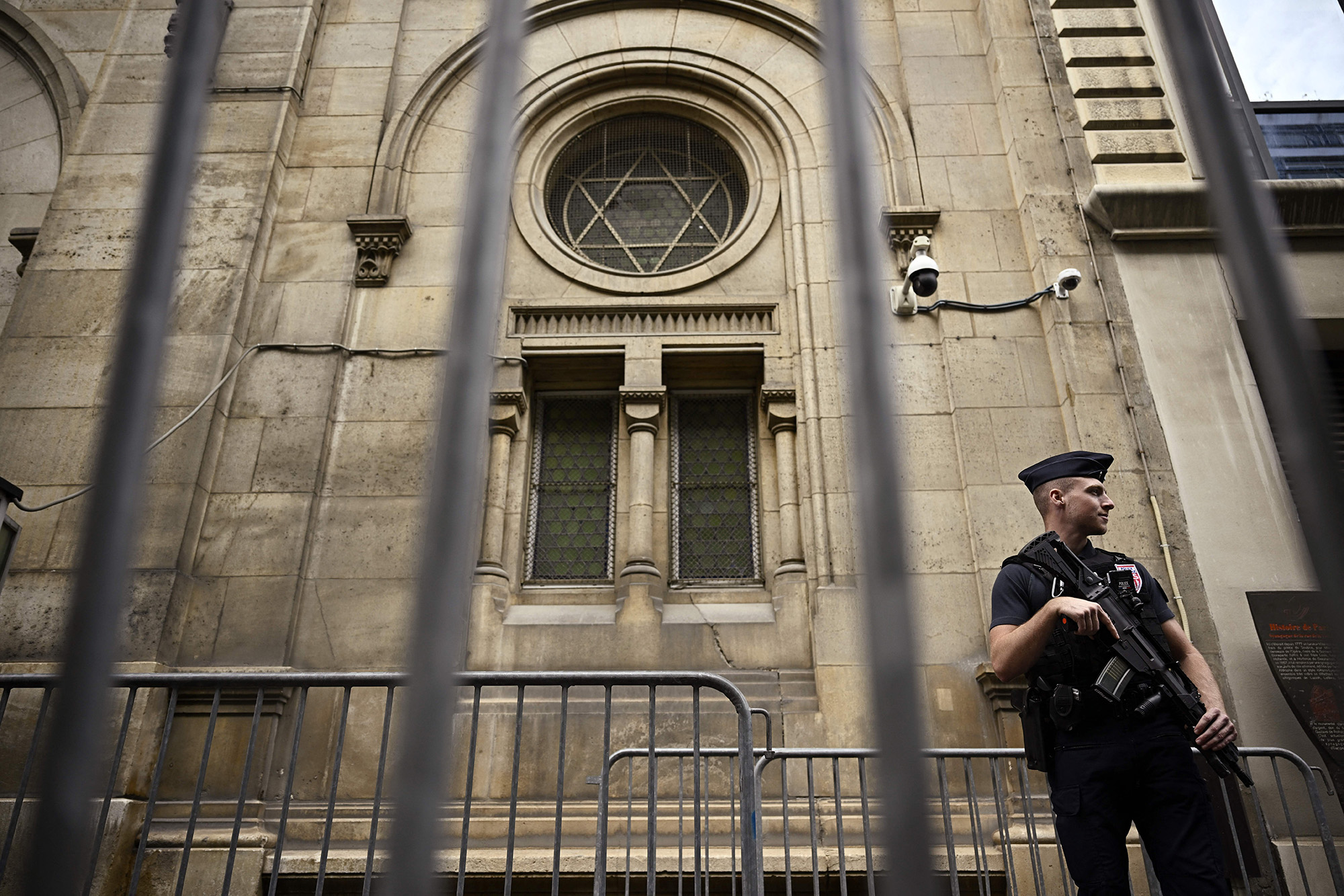 Au moins 100 actes d’antisémitisme ont été commis en France depuis le week-end