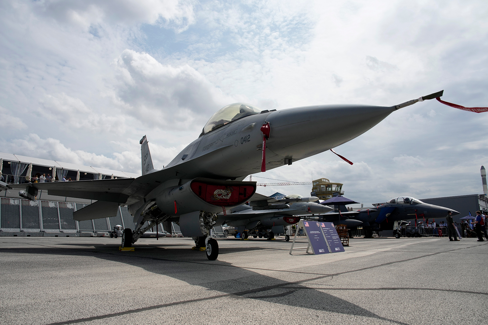A US Air Force F-16 fighter jet is displayed at the Paris Air Show on June 20.