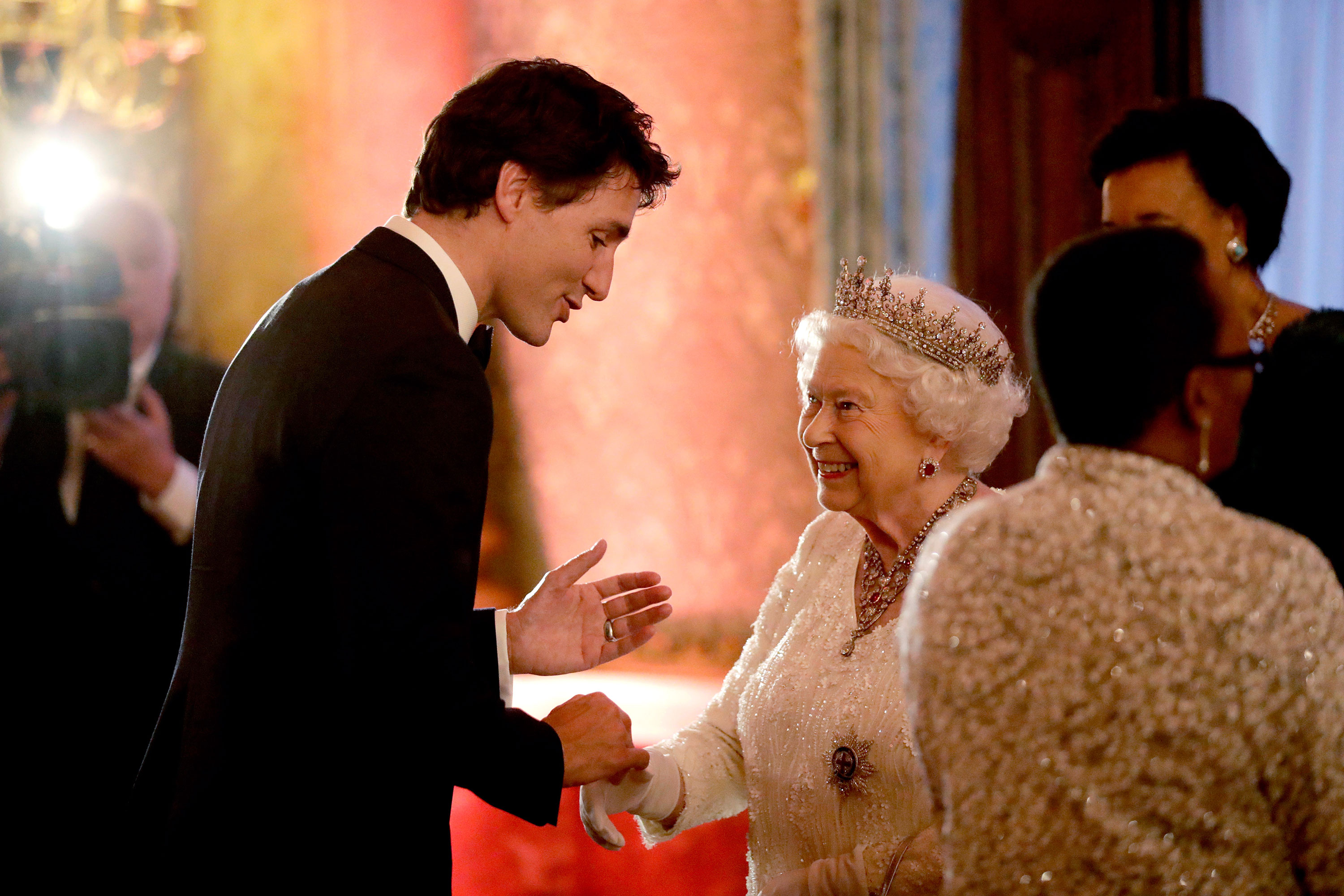 The Queen greets Canadian Prime Minister Justin Trudeau at Buckingham Palace in 2018.