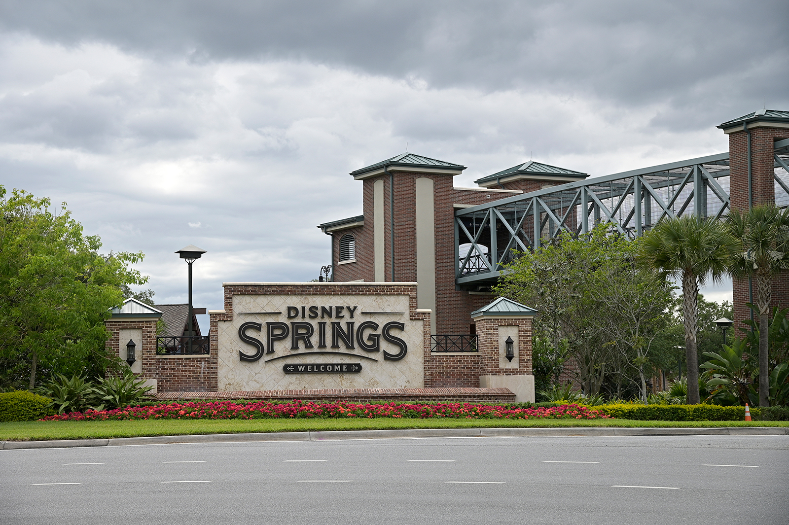 Coronavirus Florida: Gardens Mall to reopen Friday morning; Lake