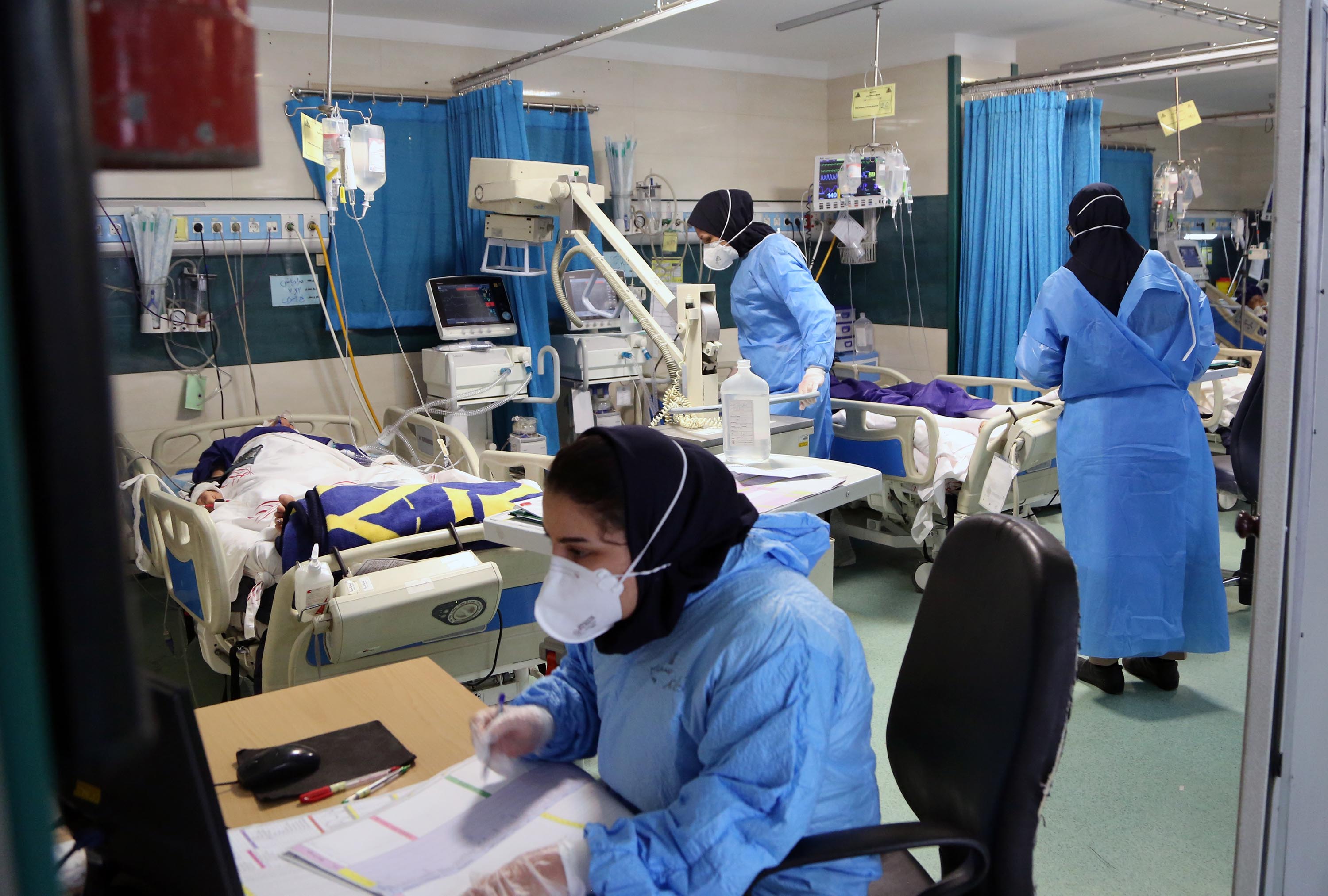 Medical workers tend to coronavirus patients at Rasoul Akram Hospital in Tehran, Iran on October 20.
