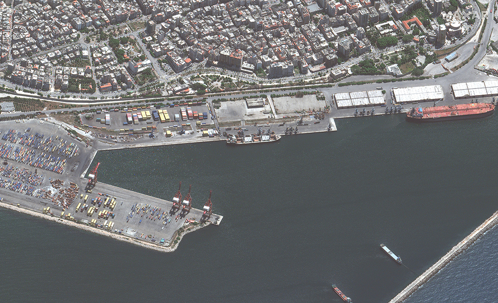 ناقلة البضائع السائبة ماتروس بوزينيتش شوهدت في ميناء اللاذقية السوري في 8 مايو.