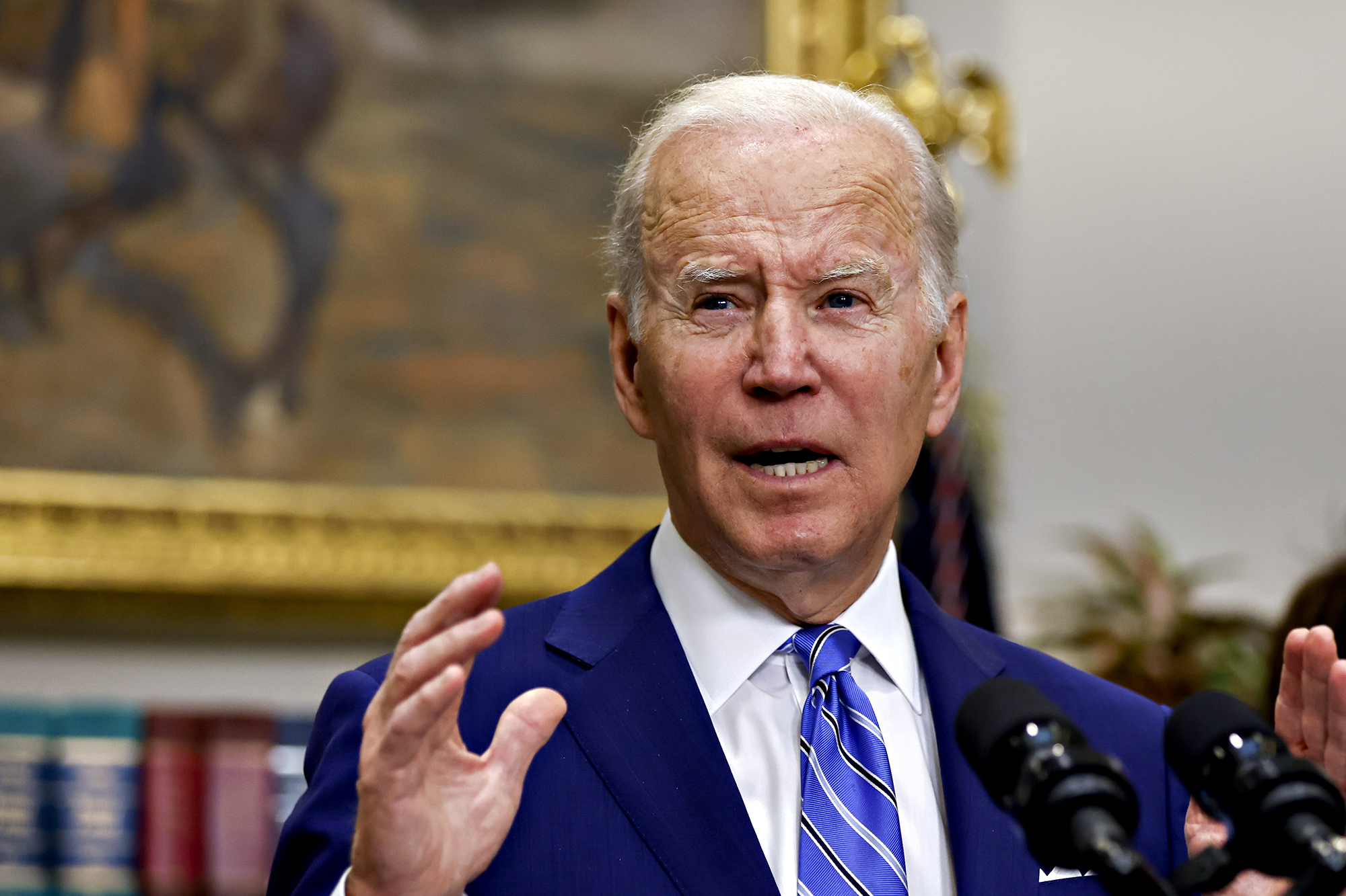 Presiden AS Joe Biden menyampaikan pidato di Gedung Putih di Washington, DC, pada 4 Mei. 