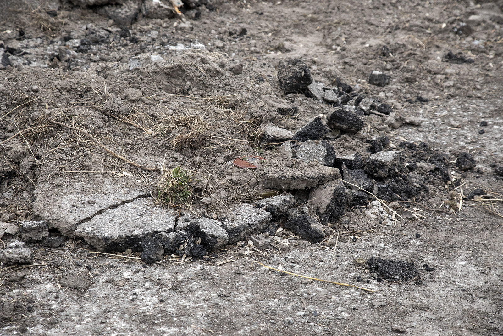 A landmine set up by Russian army is seen on a street in the Lukâyanivka frontline, eastern of Kyiv, Ukraine, March 28.