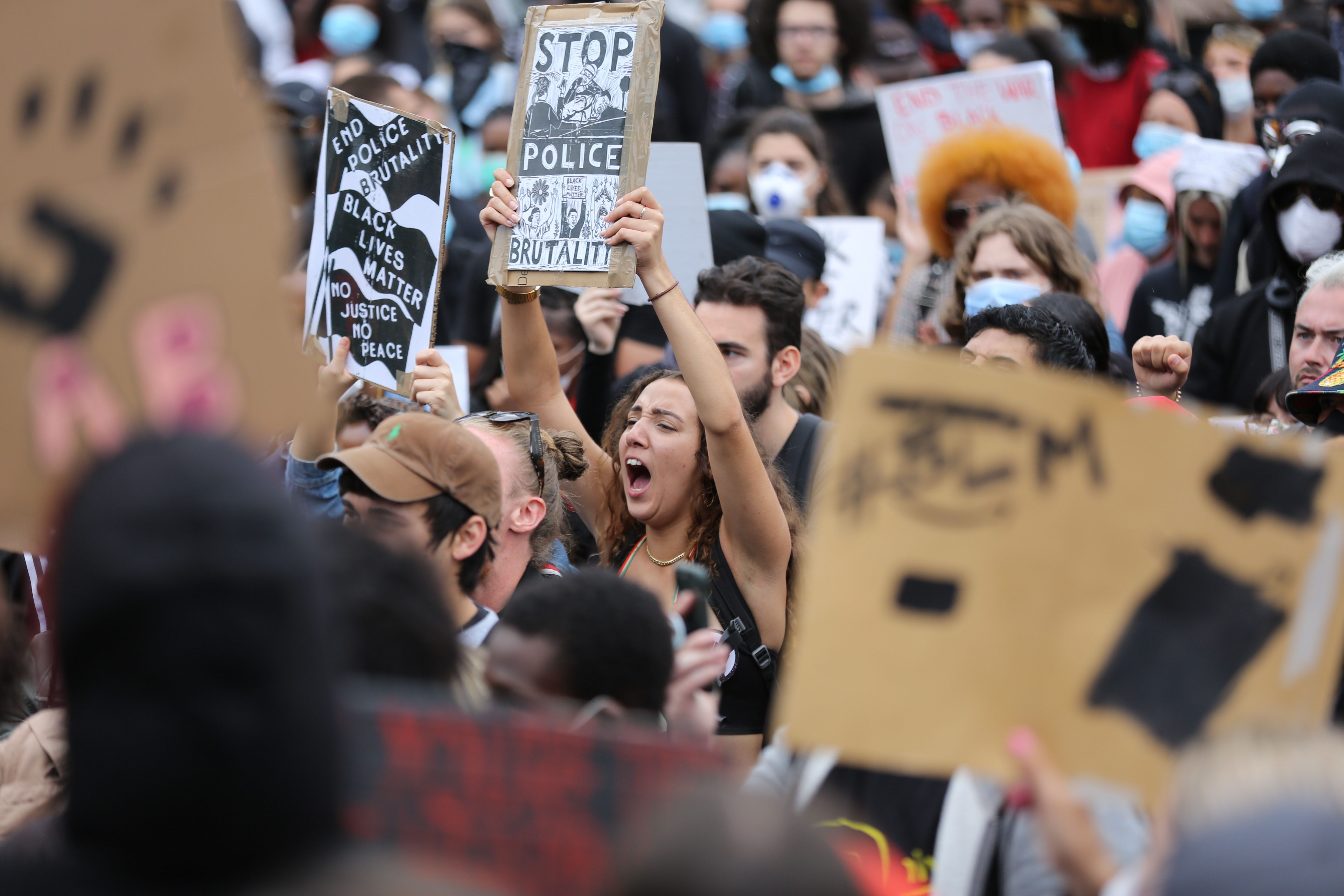 London Mayor Urges Black Lives Matter Protesters To Follow Social Distancing Measures 3154