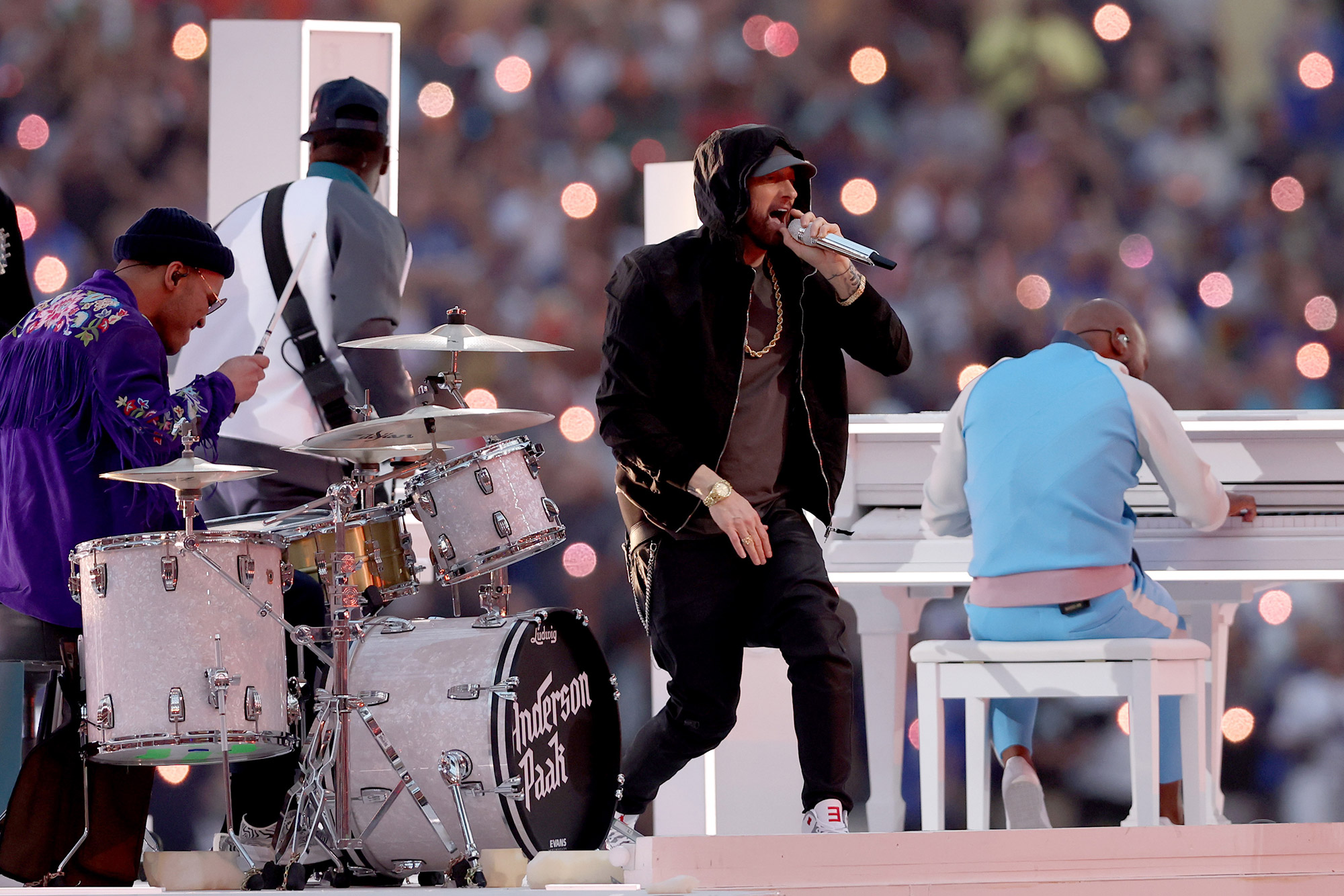 Eminem performs with Anderson Paak on drums.