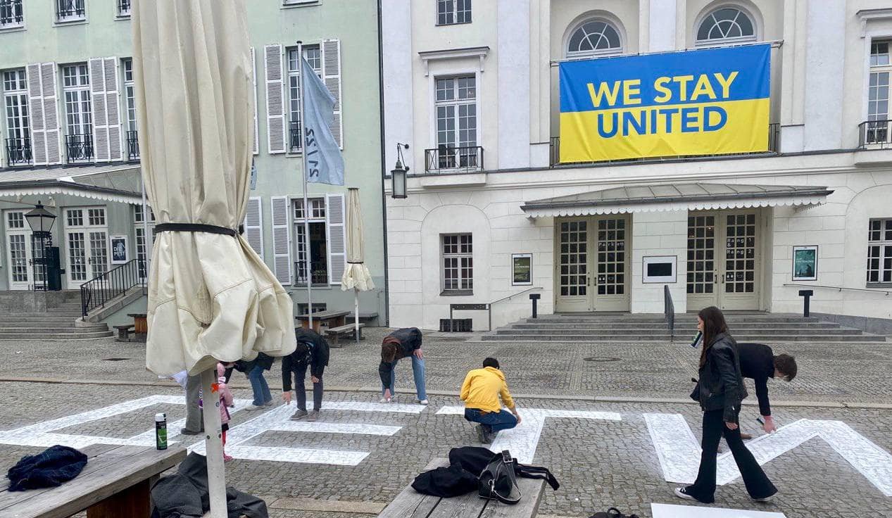(Ukrainian Embassy in Berlin)